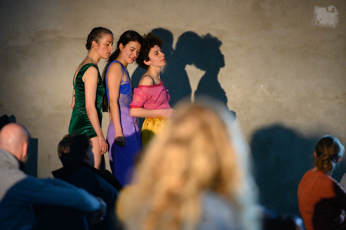 Image from LA KABANE