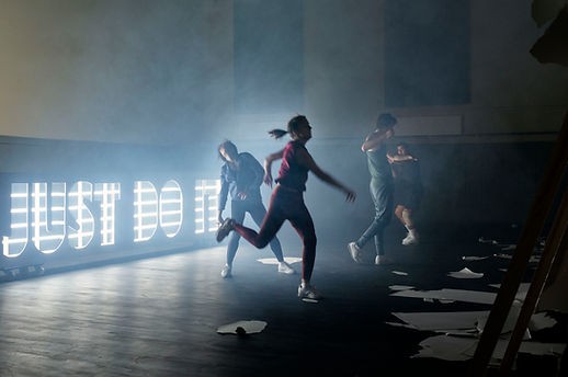 Image from Wer hat Angst vor Niketown?